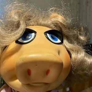 Muppets miss piggy